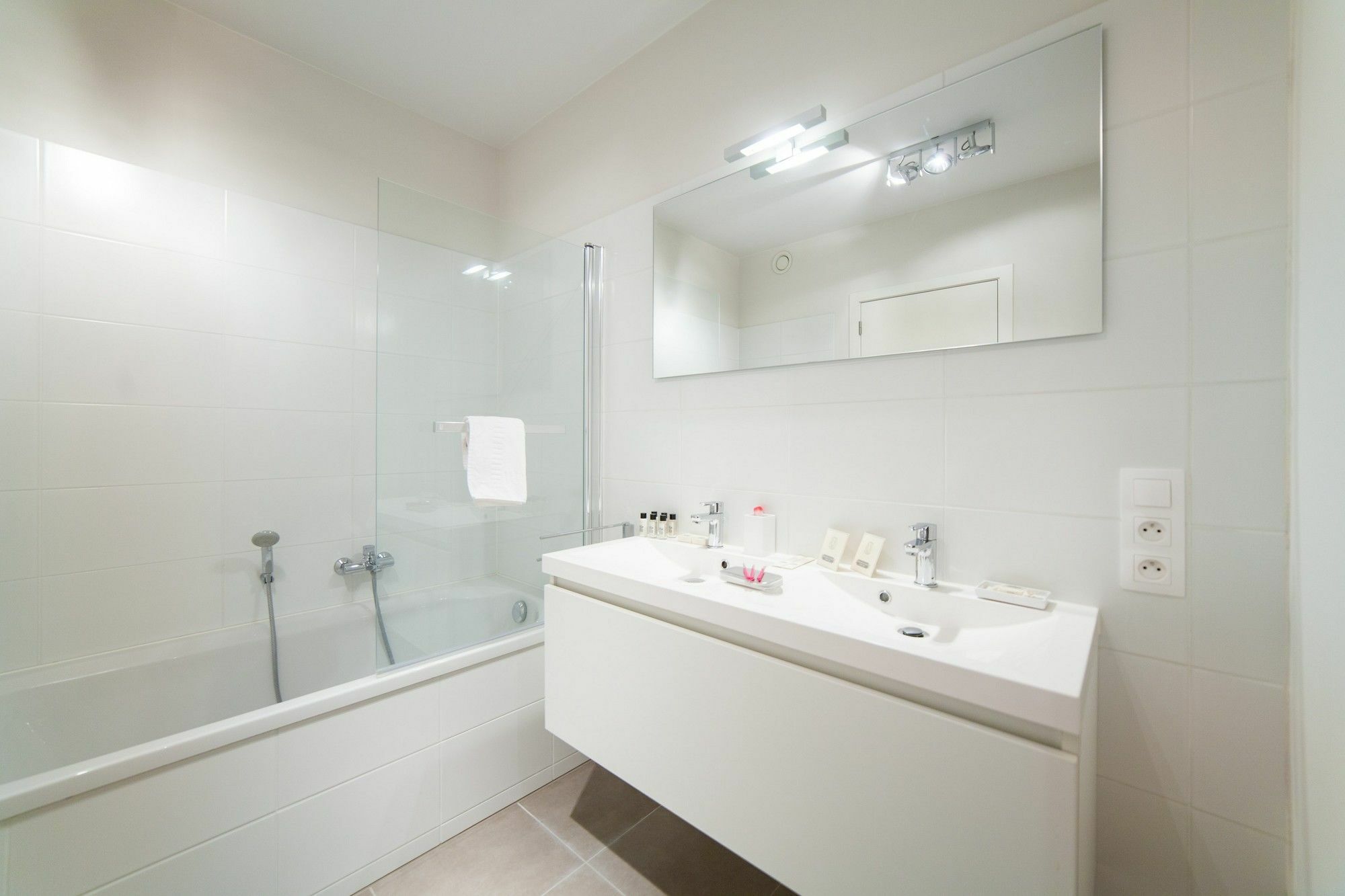 Sweet Inn Apartments - Madou Brussels Luaran gambar